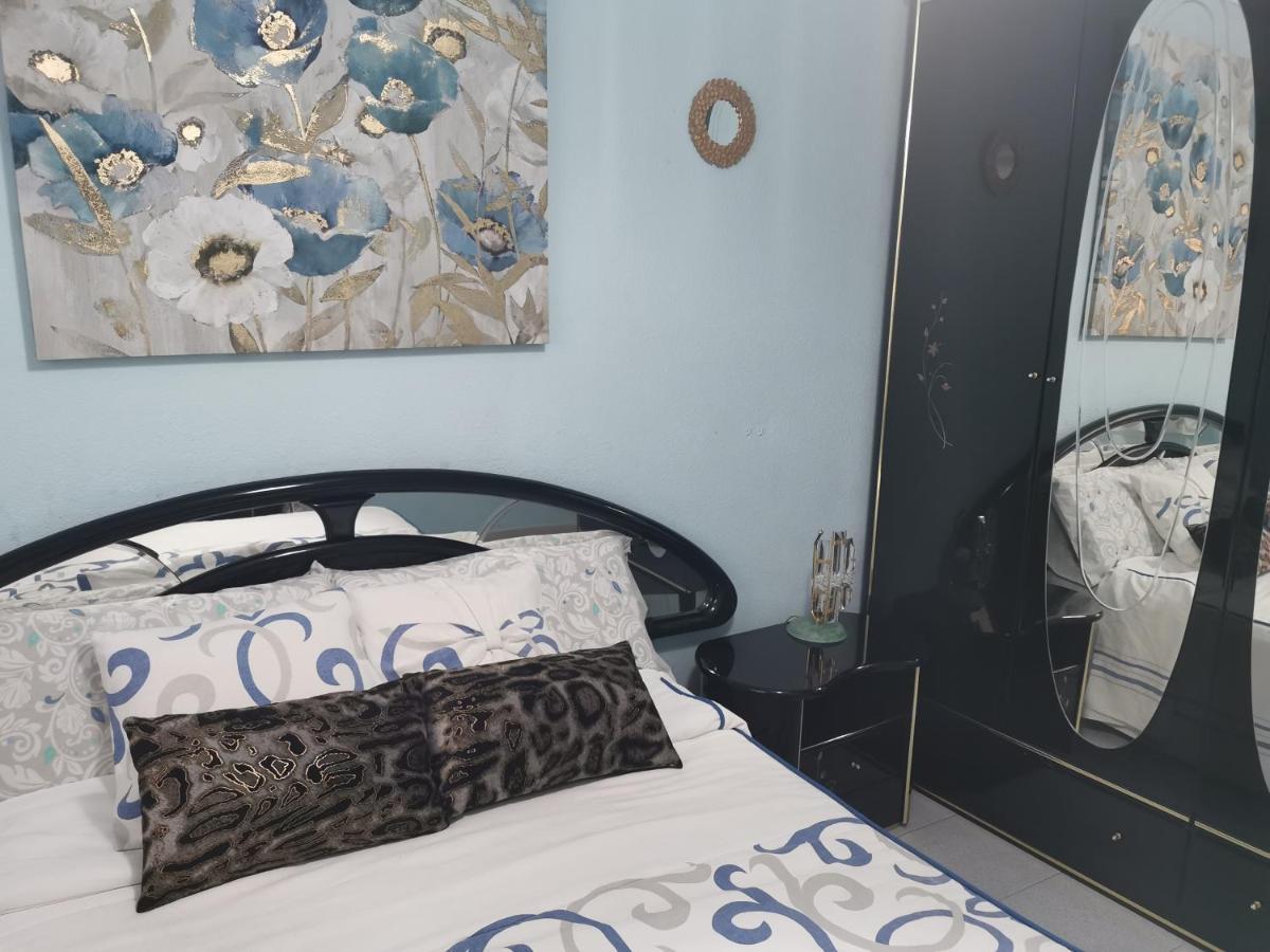 Habitacion Con Bano Privado Galdar Bagian luar foto